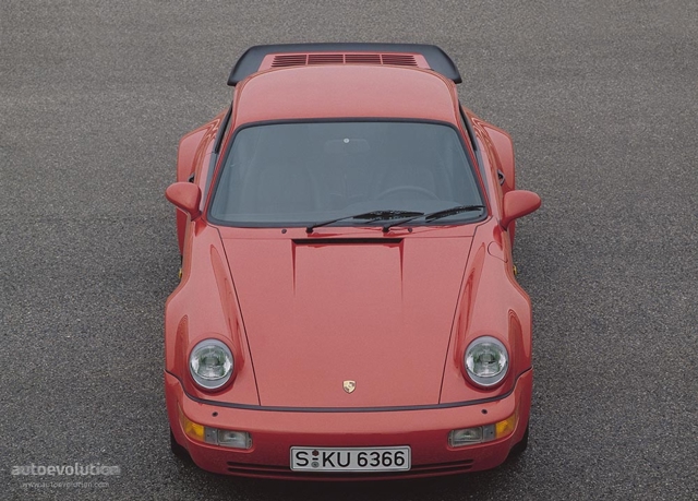 Porsche 911 Turbo photo 2