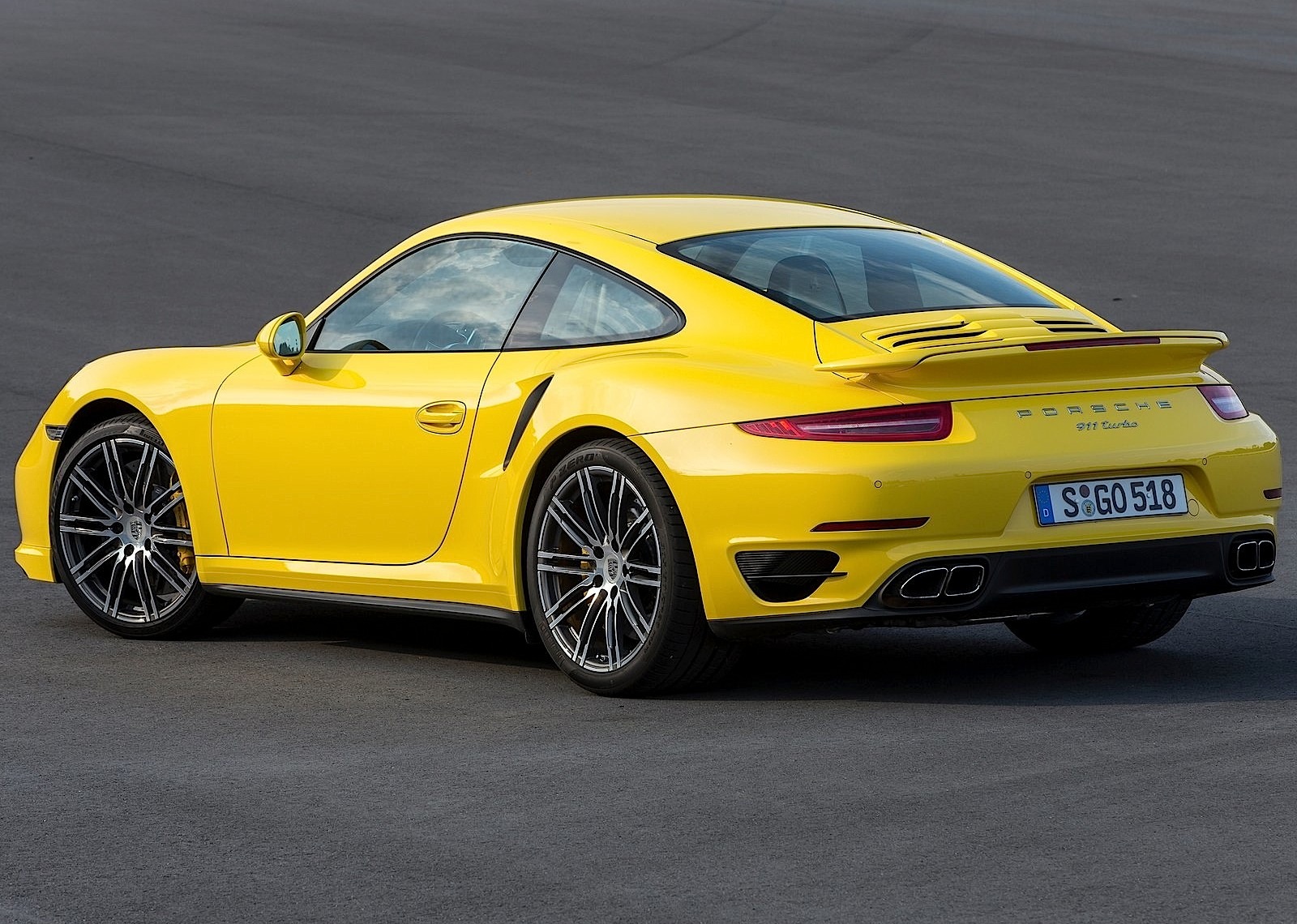 Porsche 911 Turbo photo 31