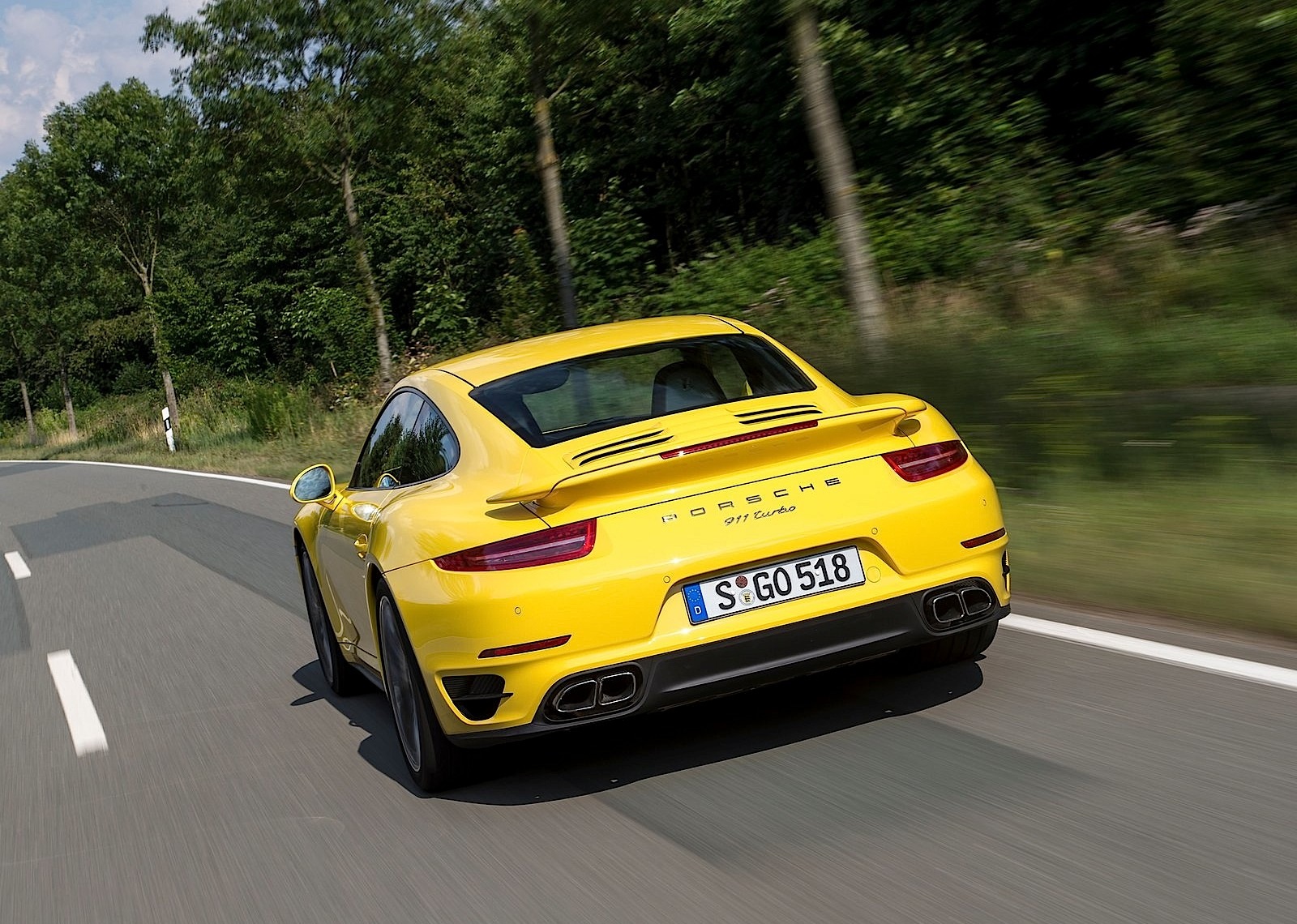 Porsche 911 Turbo photo 32