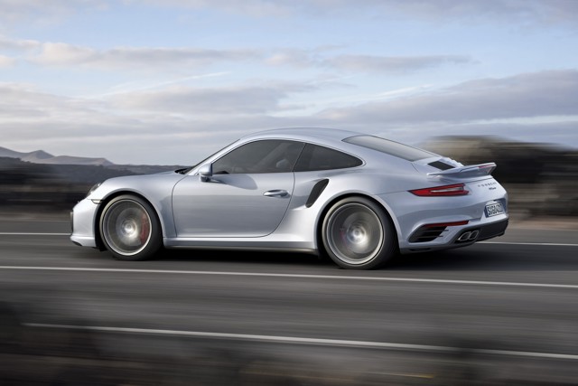 Porsche 911 Turbo photo 13