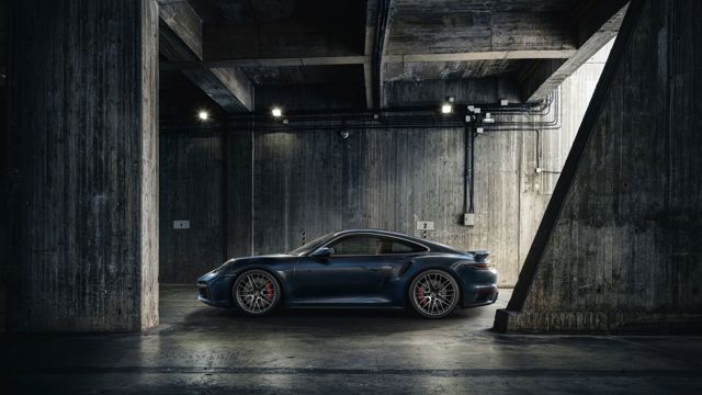 PORSCHE 911 Turbo
