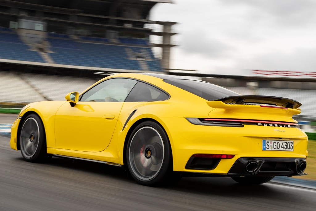 Porsche 911 Turbo photo 24