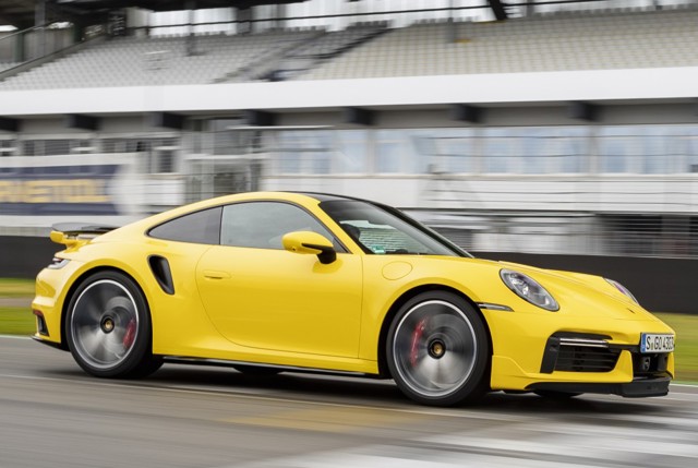 Porsche 911 Turbo photo 26