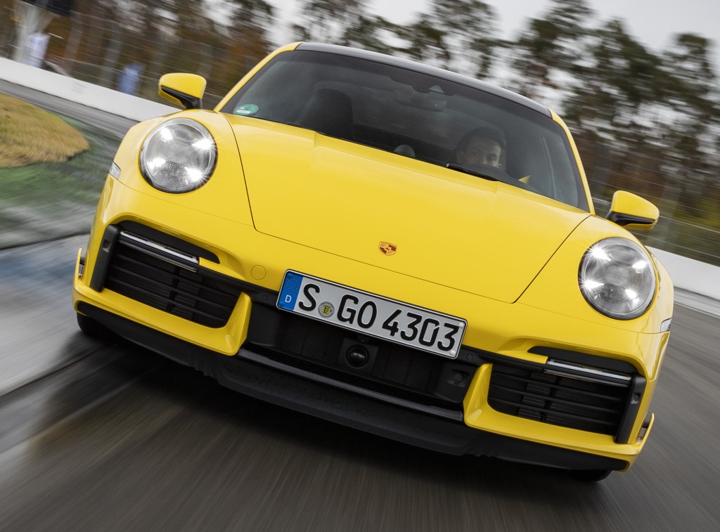 Porsche 911 Turbo photo 29