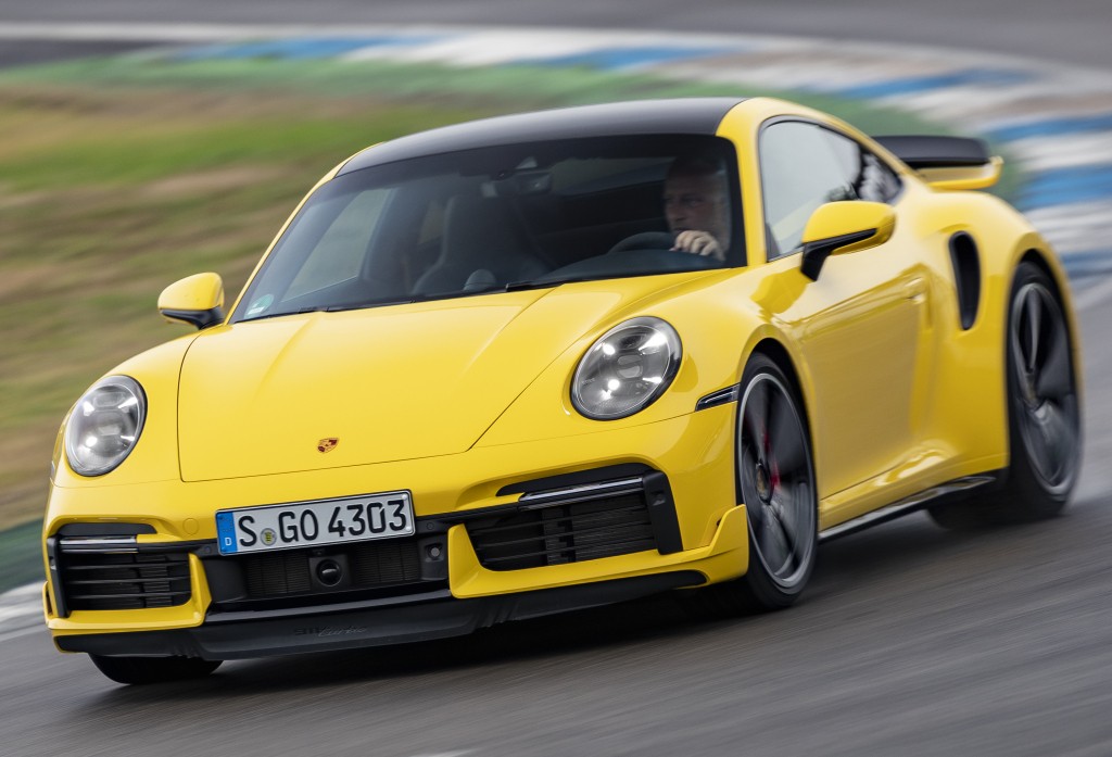 Porsche 911 Turbo photo 30