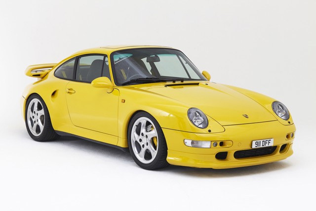 Porsche 911 Turbo photo 12