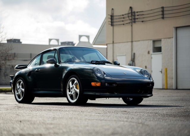 Porsche 911 Turbo photo 22