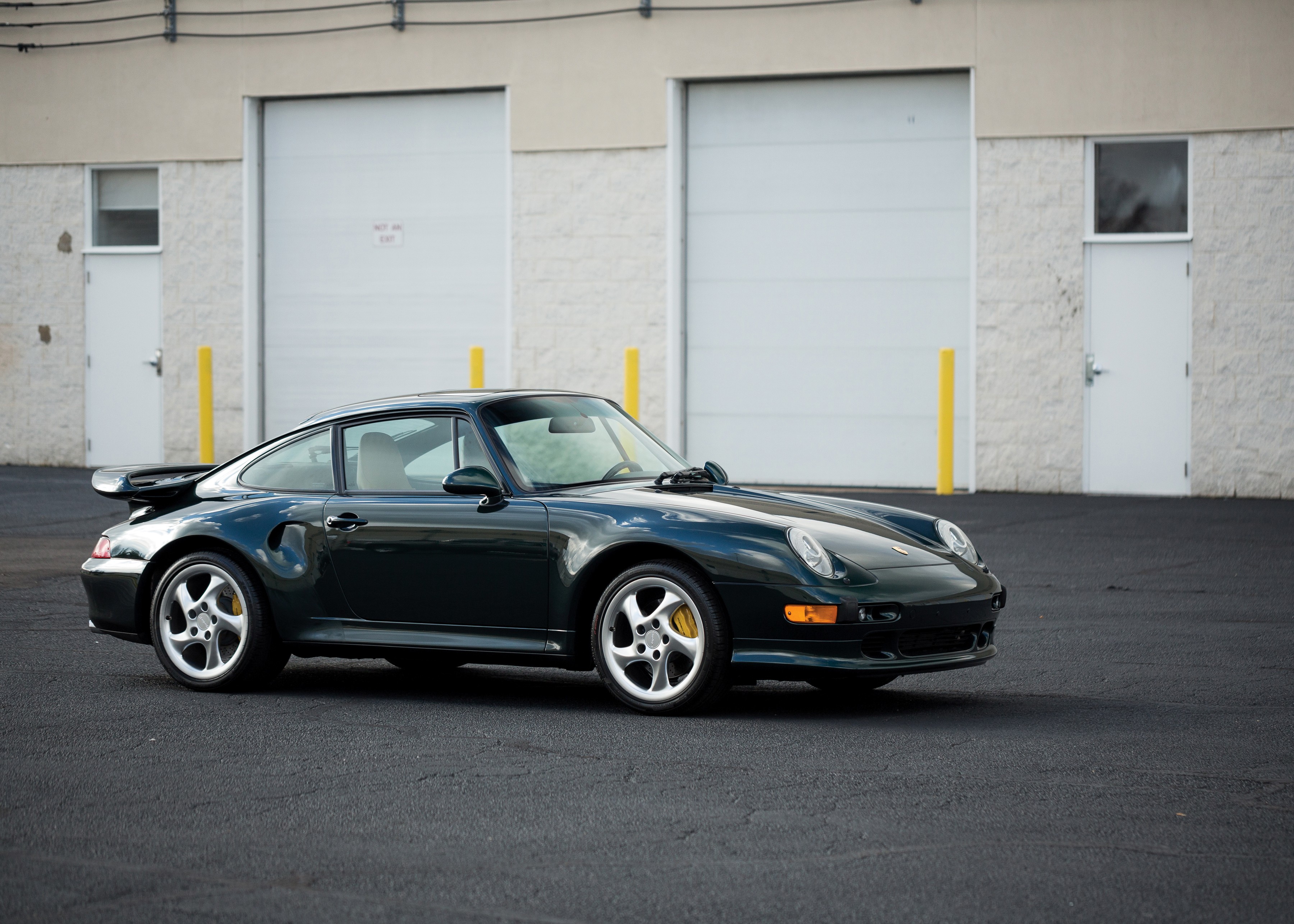 Porsche 911 Turbo photo 23