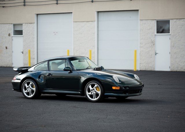 Porsche 911 Turbo photo 23