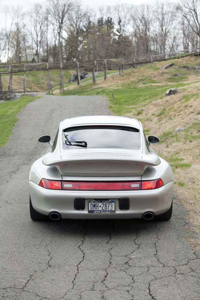 Porsche 911 Turbo photo 35
