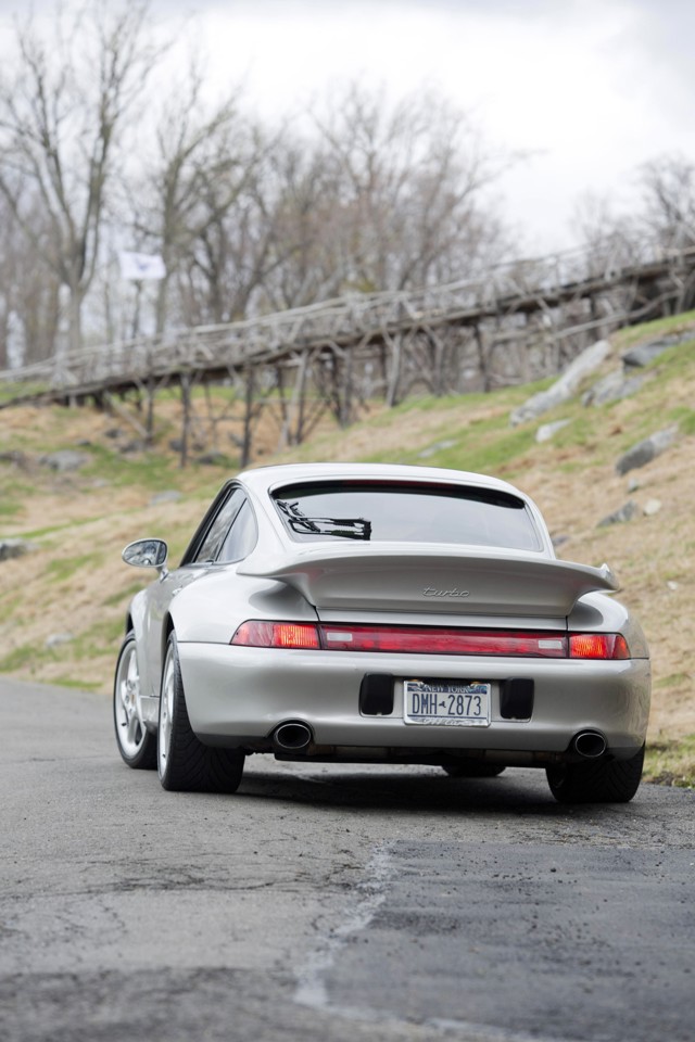 Porsche 911 Turbo photo 36