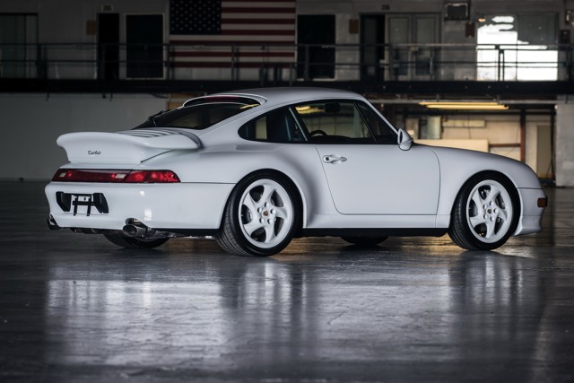 Porsche 911 Turbo photo 63