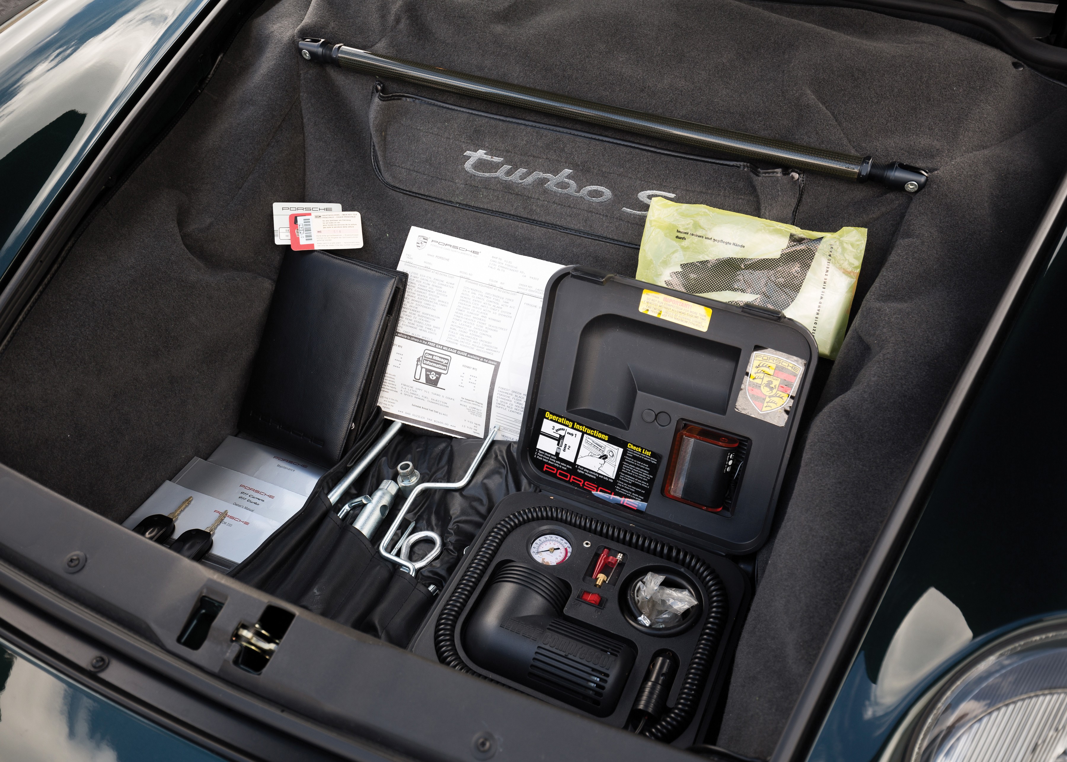 Porsche 911 Turbo photo 71