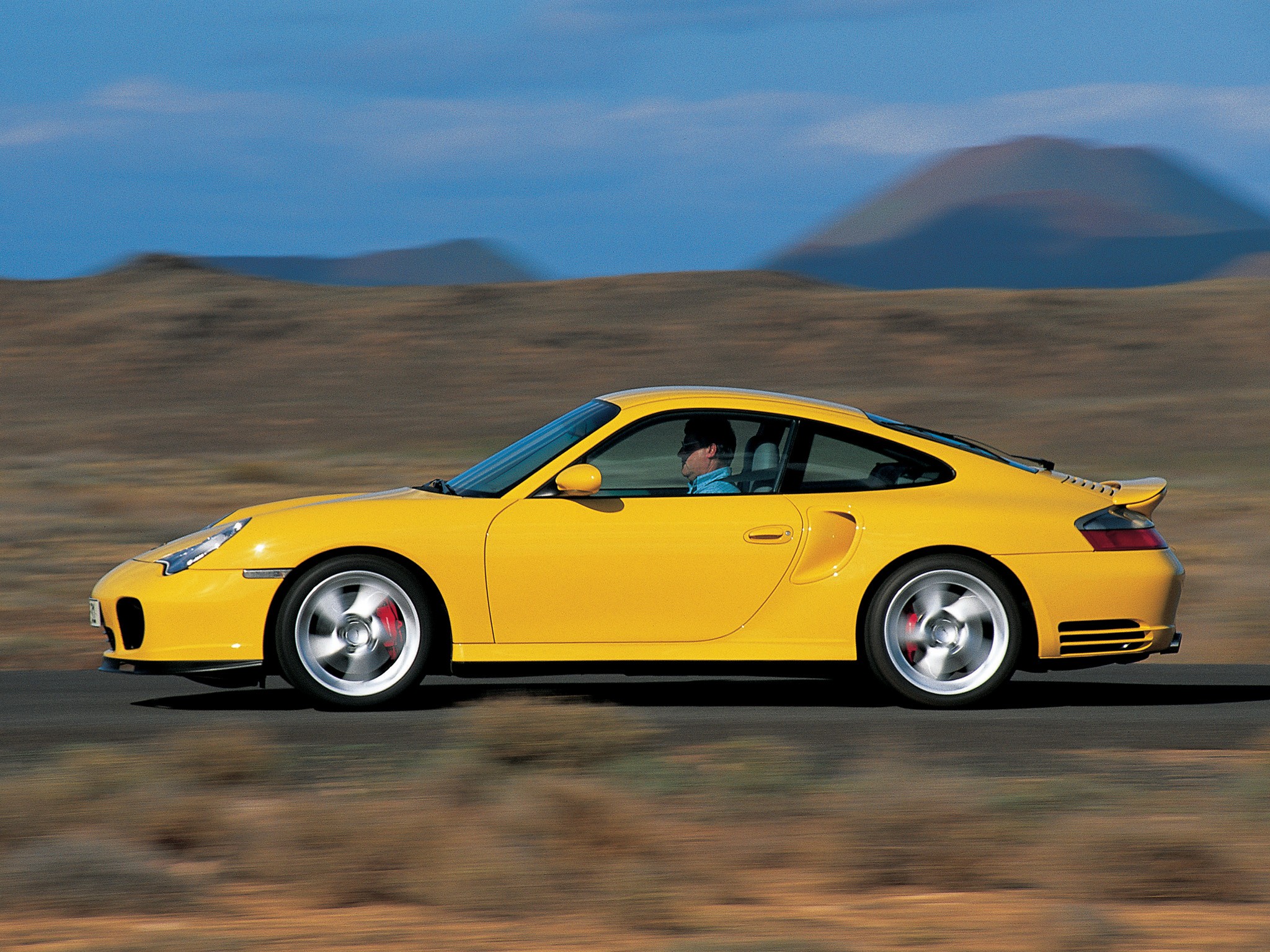 Porsche 911 Turbo photo 42