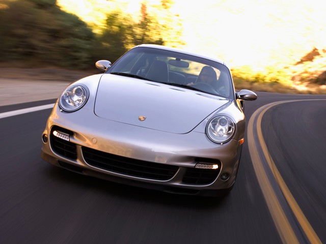 Porsche 911 Turbo photo 32