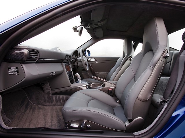 Porsche 911 Turbo photo 33
