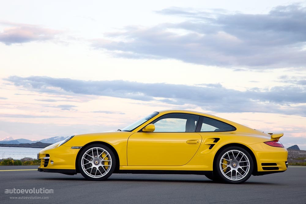 Porsche 911 Turbo photo 3