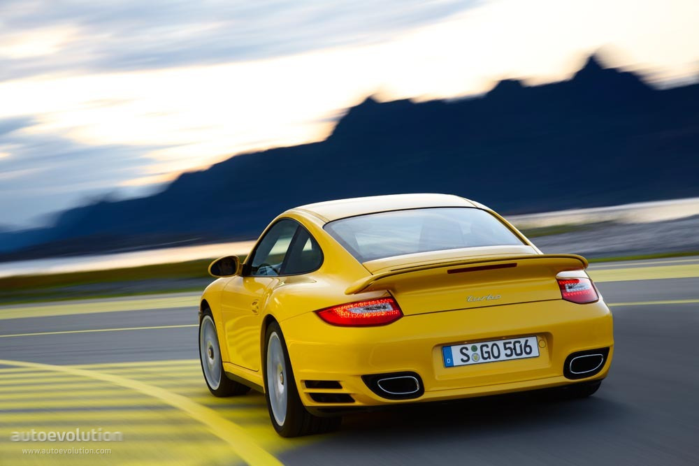 Porsche 911 Turbo photo 4