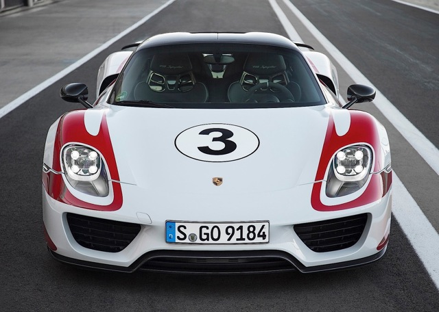 Porsche 918 photo 14