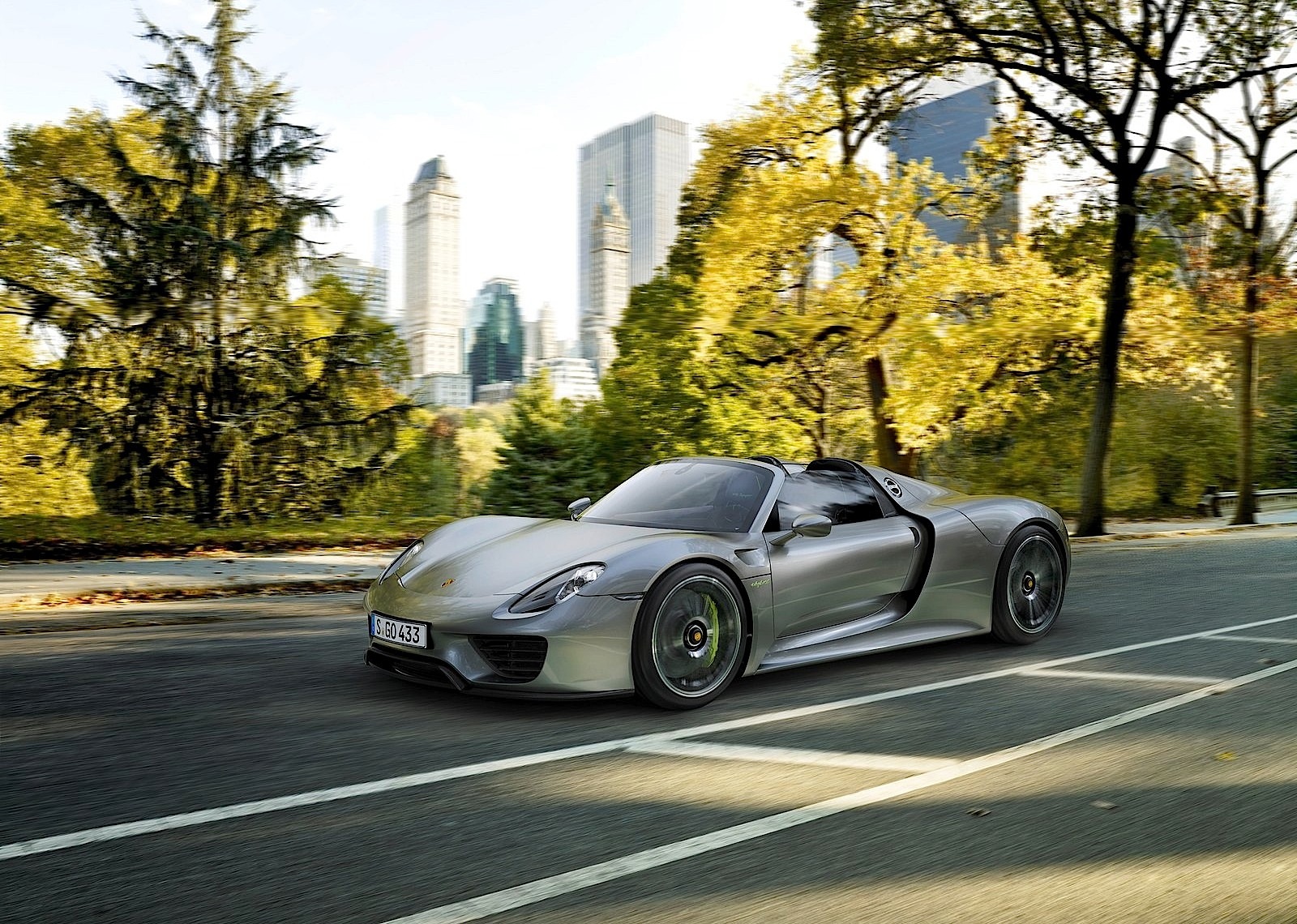 Porsche 918 photo 28