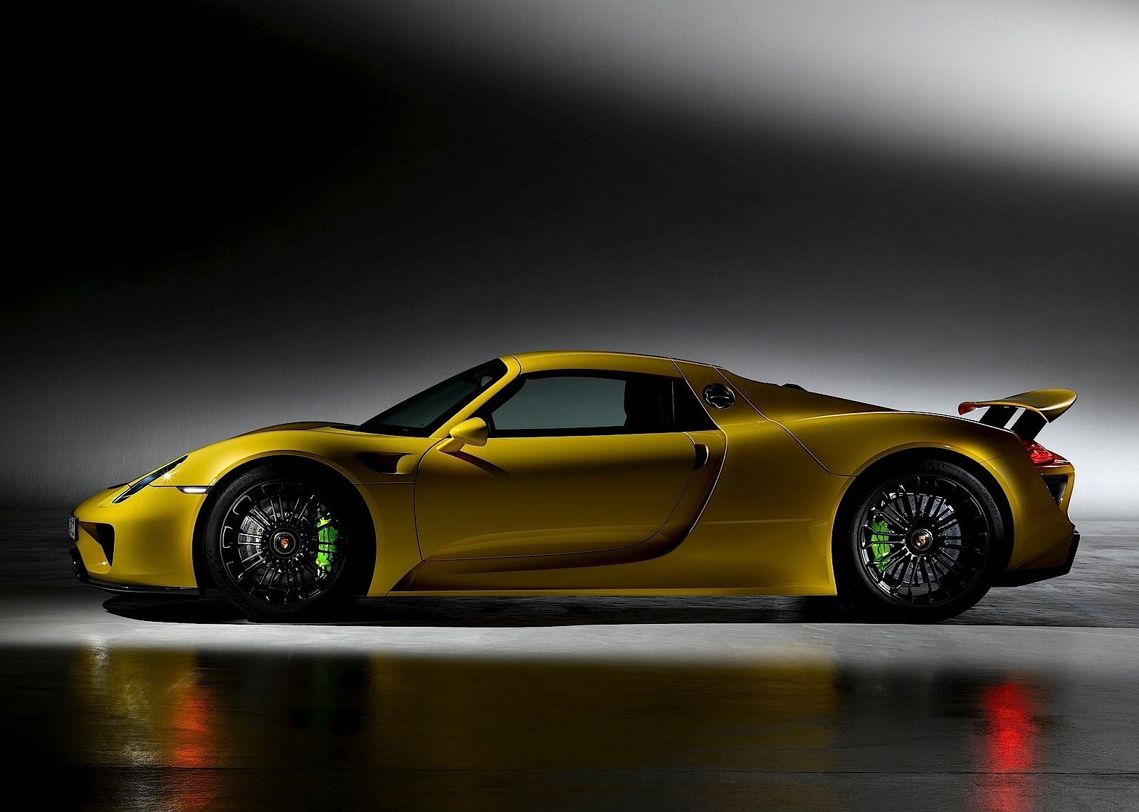 Porsche 918 photo 32