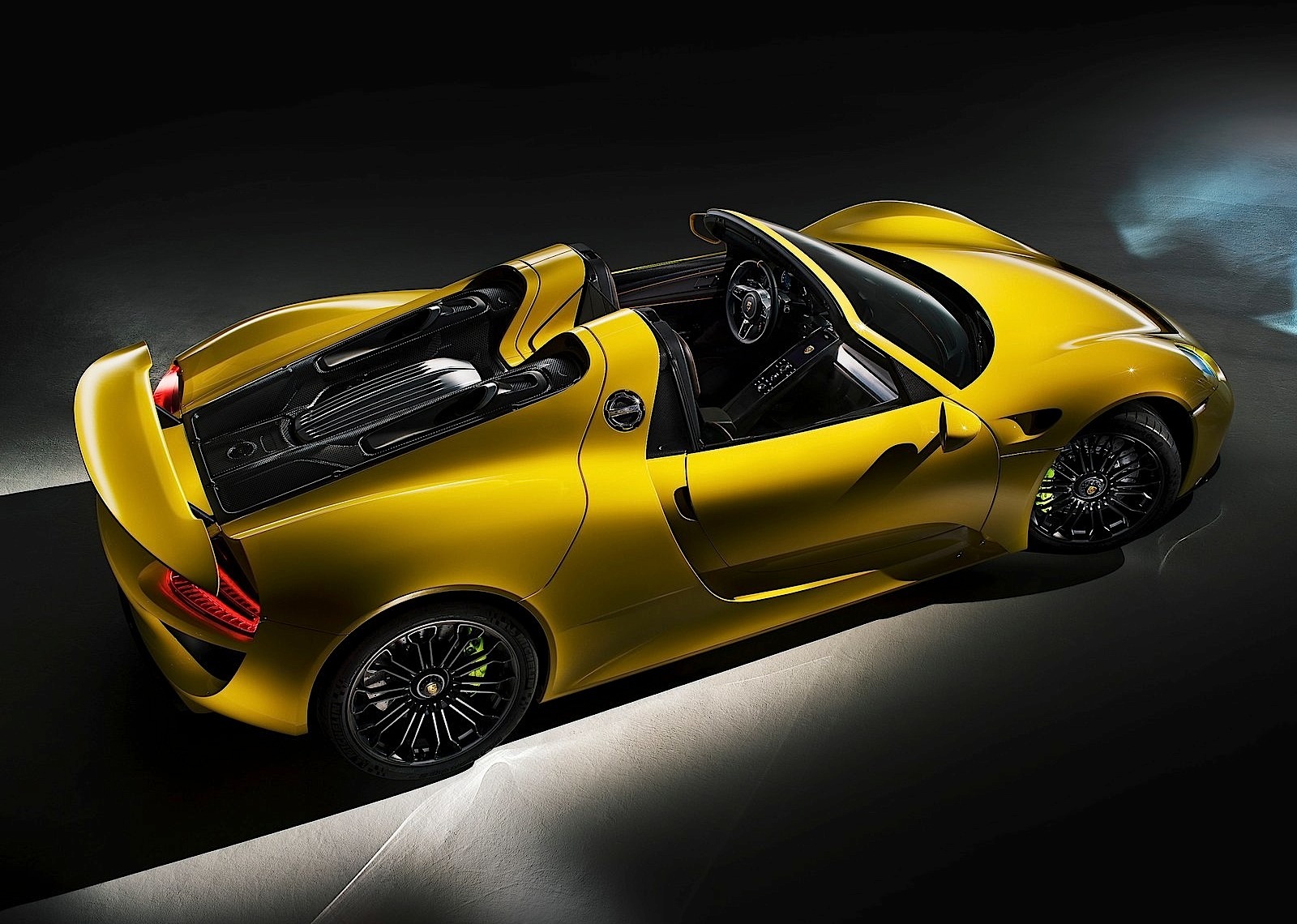 Porsche 918 photo 39