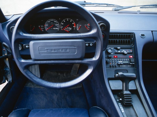 Porsche 928 S photo 39