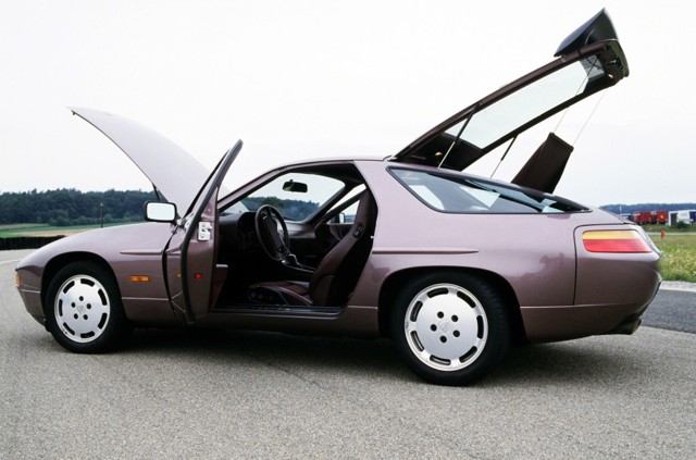Porsche 928 S photo 20
