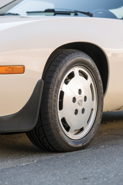 Porsche 928 S photo 25