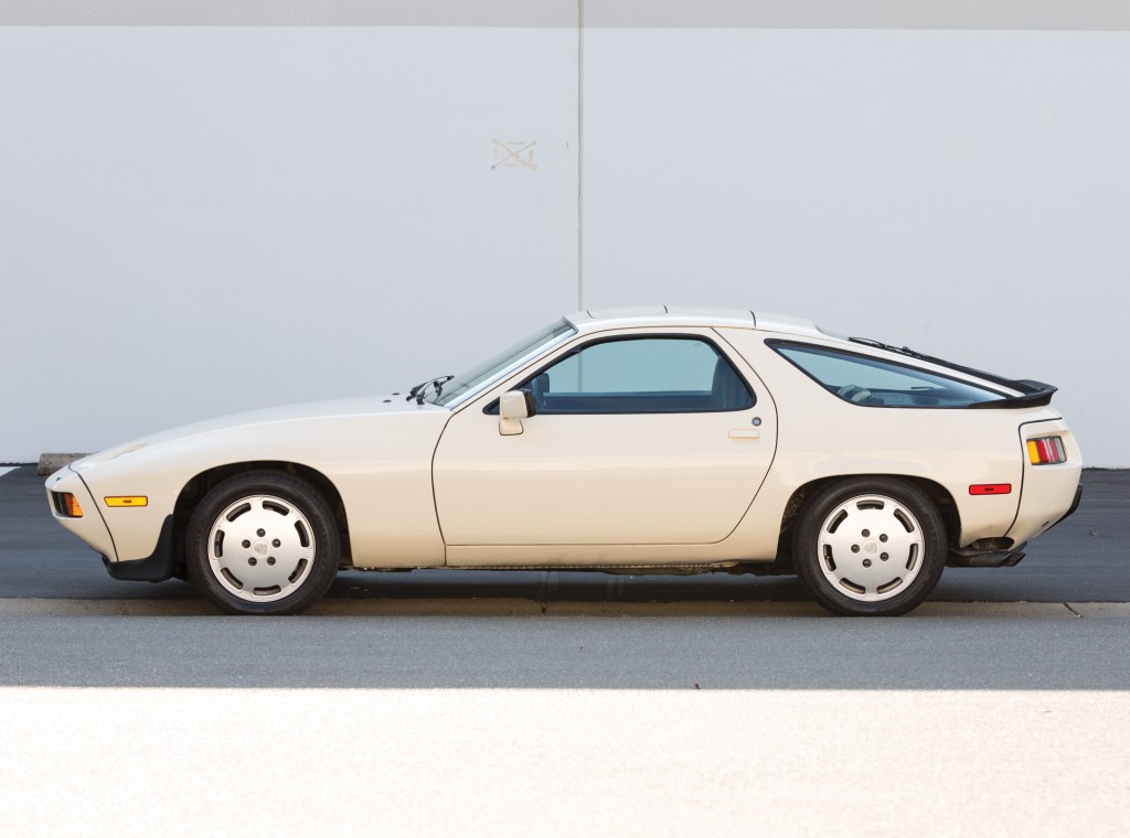 Porsche 928 S photo 27