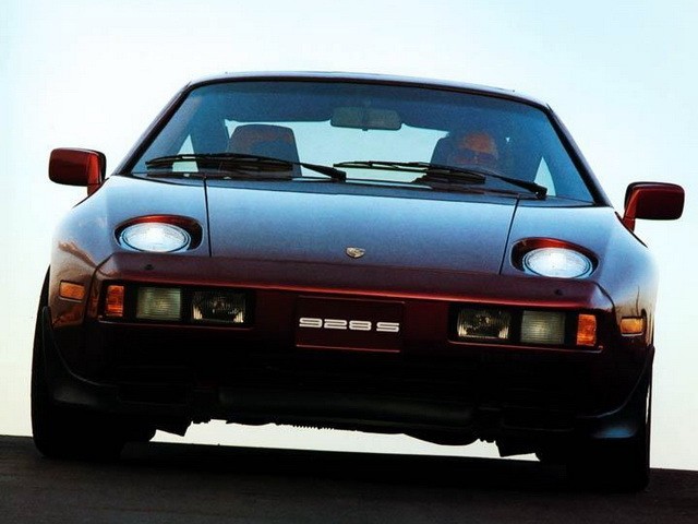 Porsche 928 S photo 32