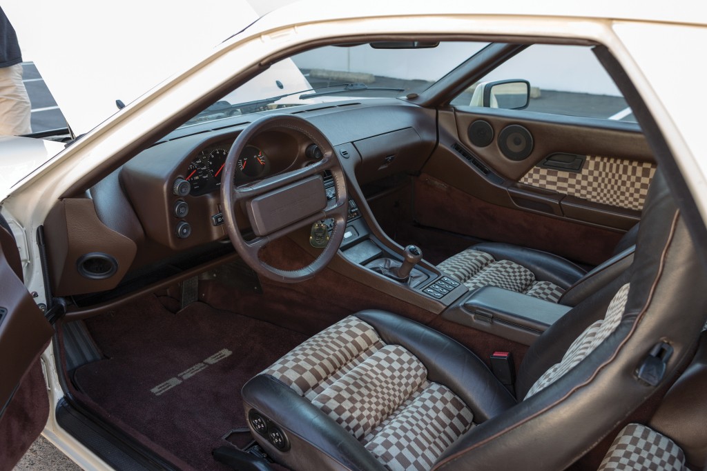 Porsche 928 S photo 41