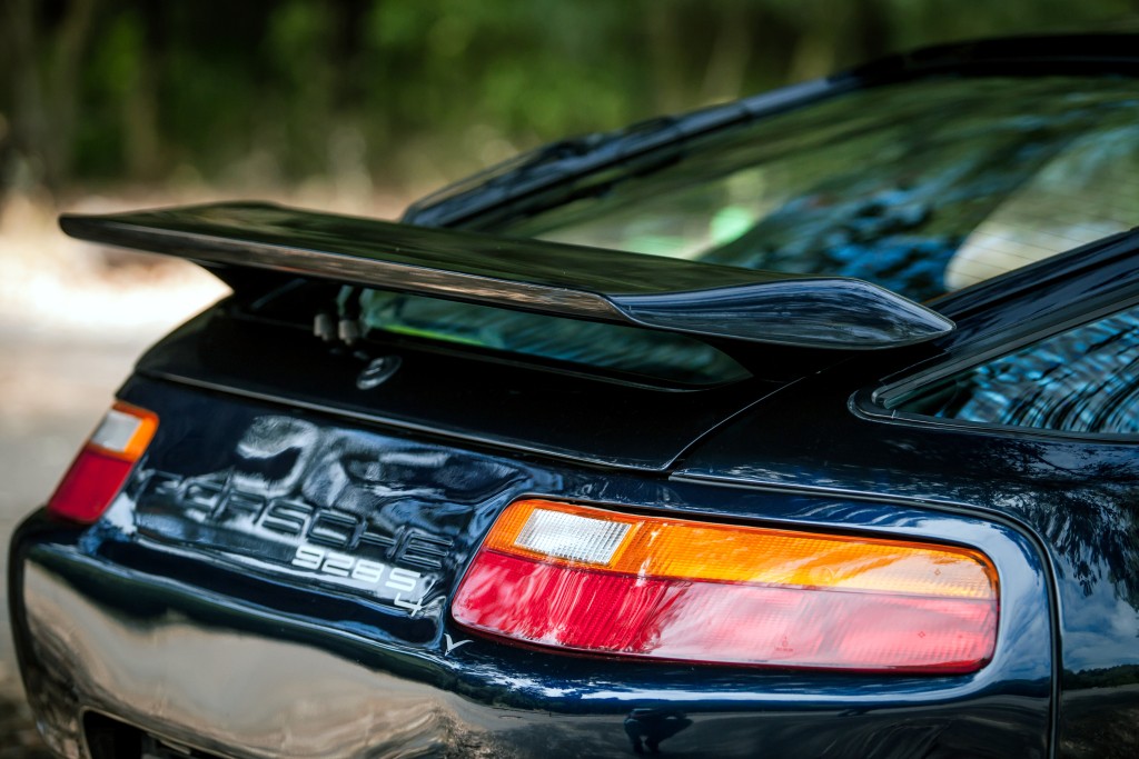 Porsche 928 S photo 7