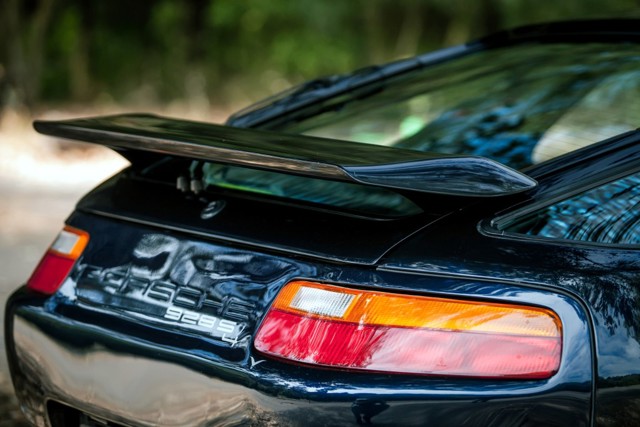 Porsche 928 S photo 7