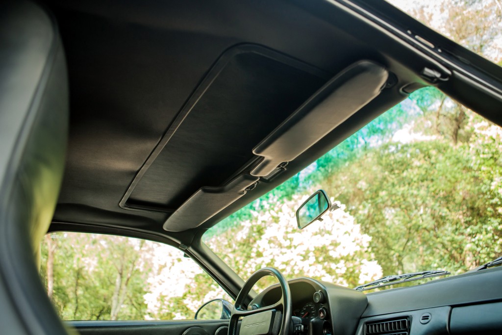 Porsche 928 S photo 12