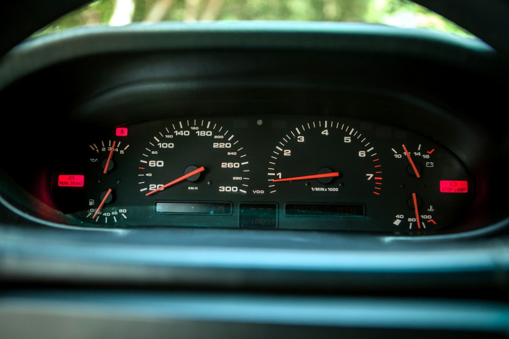 Porsche 928 S photo 15