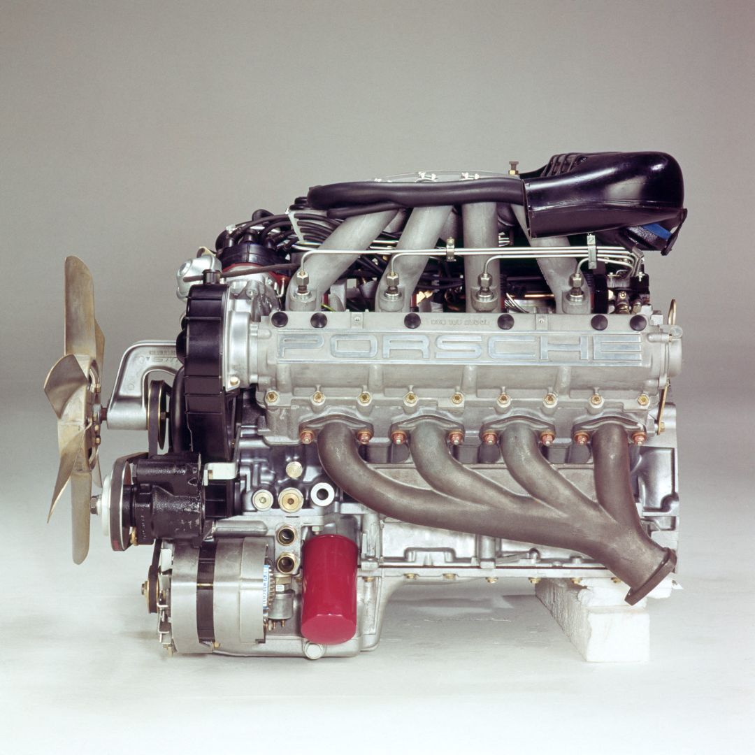 Porsche 928 photo 10