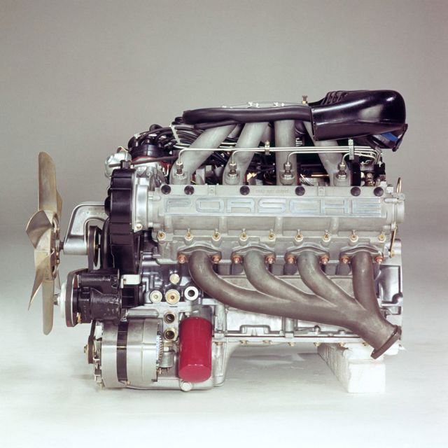 Porsche 928 photo 10