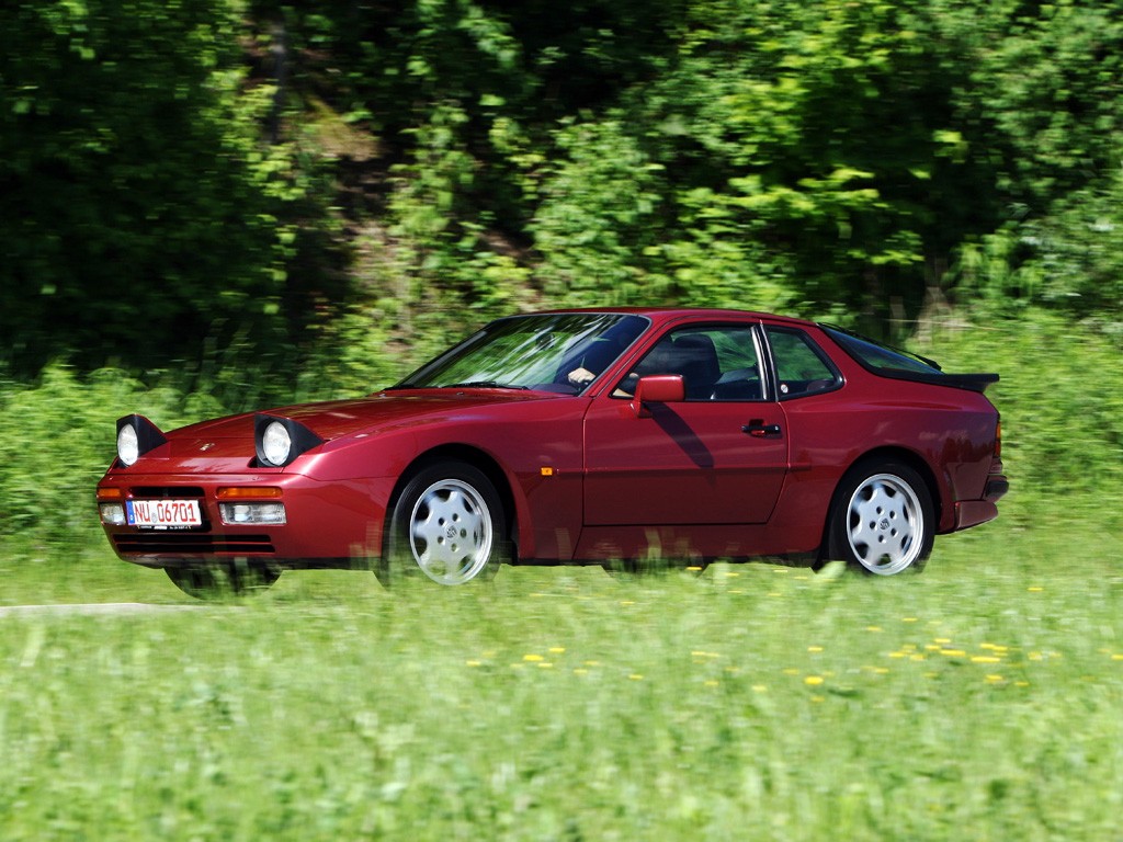 Porsche 944 S photo 8