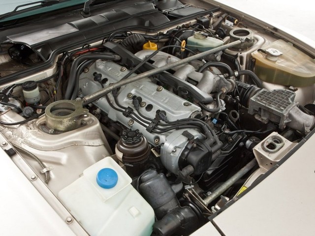 Porsche 944 S photo 17