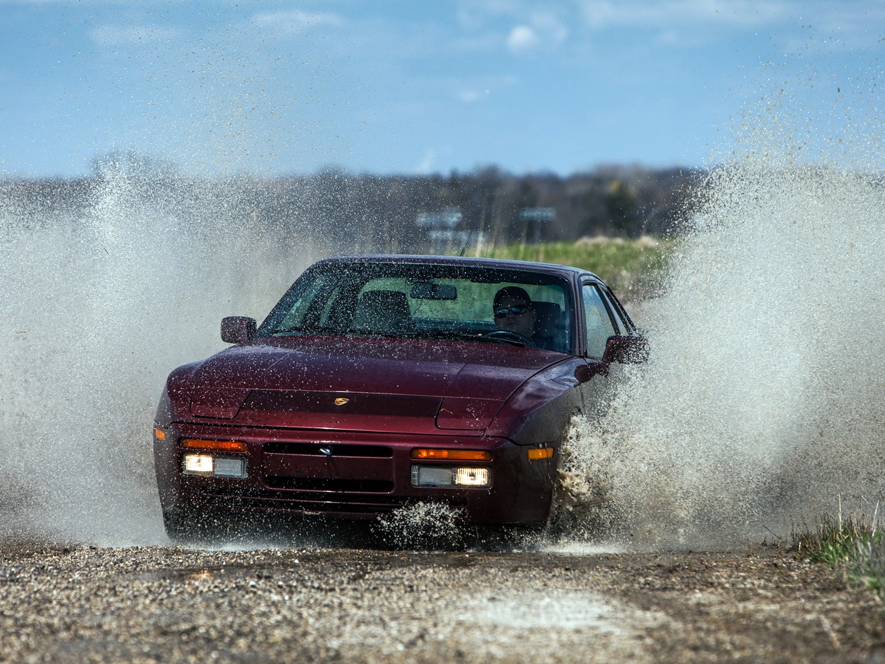 Porsche 944 Turbo photo 8