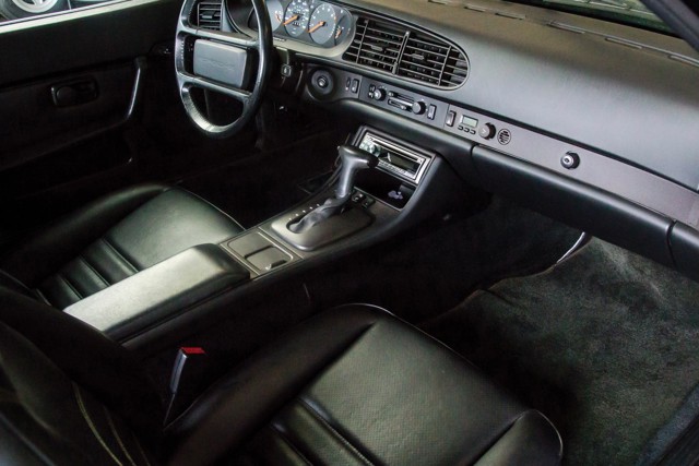 Porsche 944 photo 27