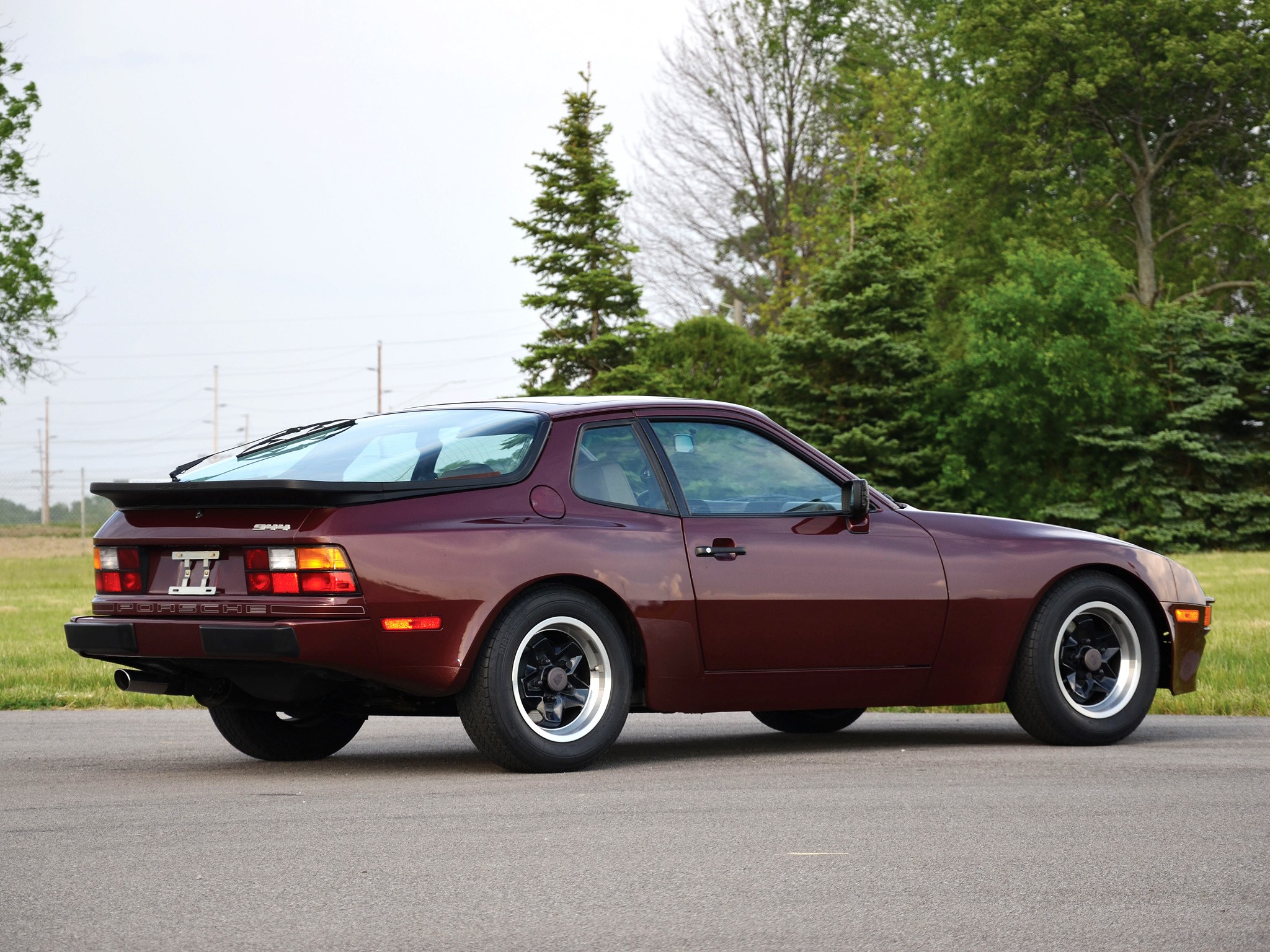 Porsche 944 photo 5