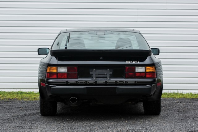 Porsche 944 photo 8