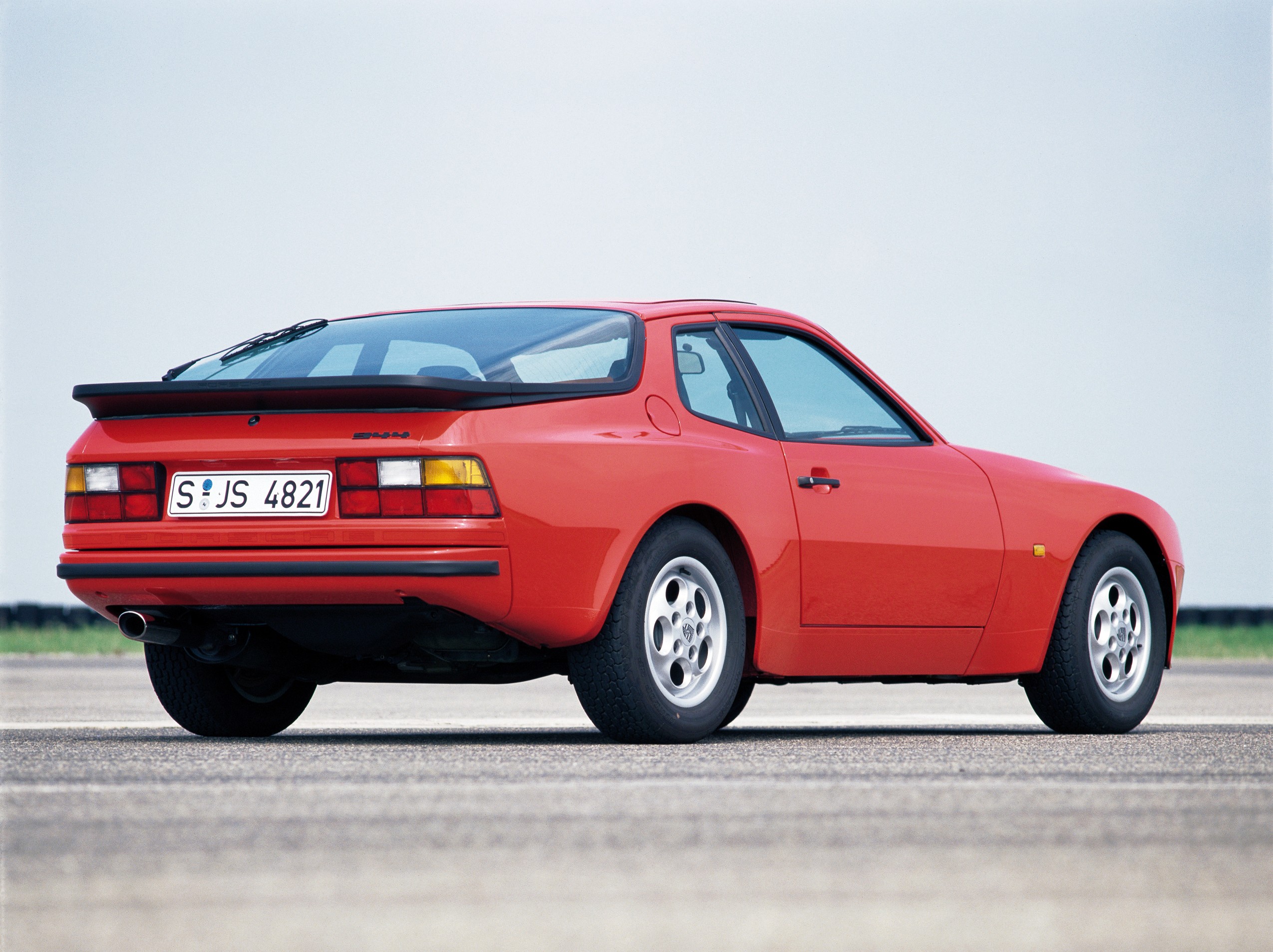 Porsche 944 photo 17