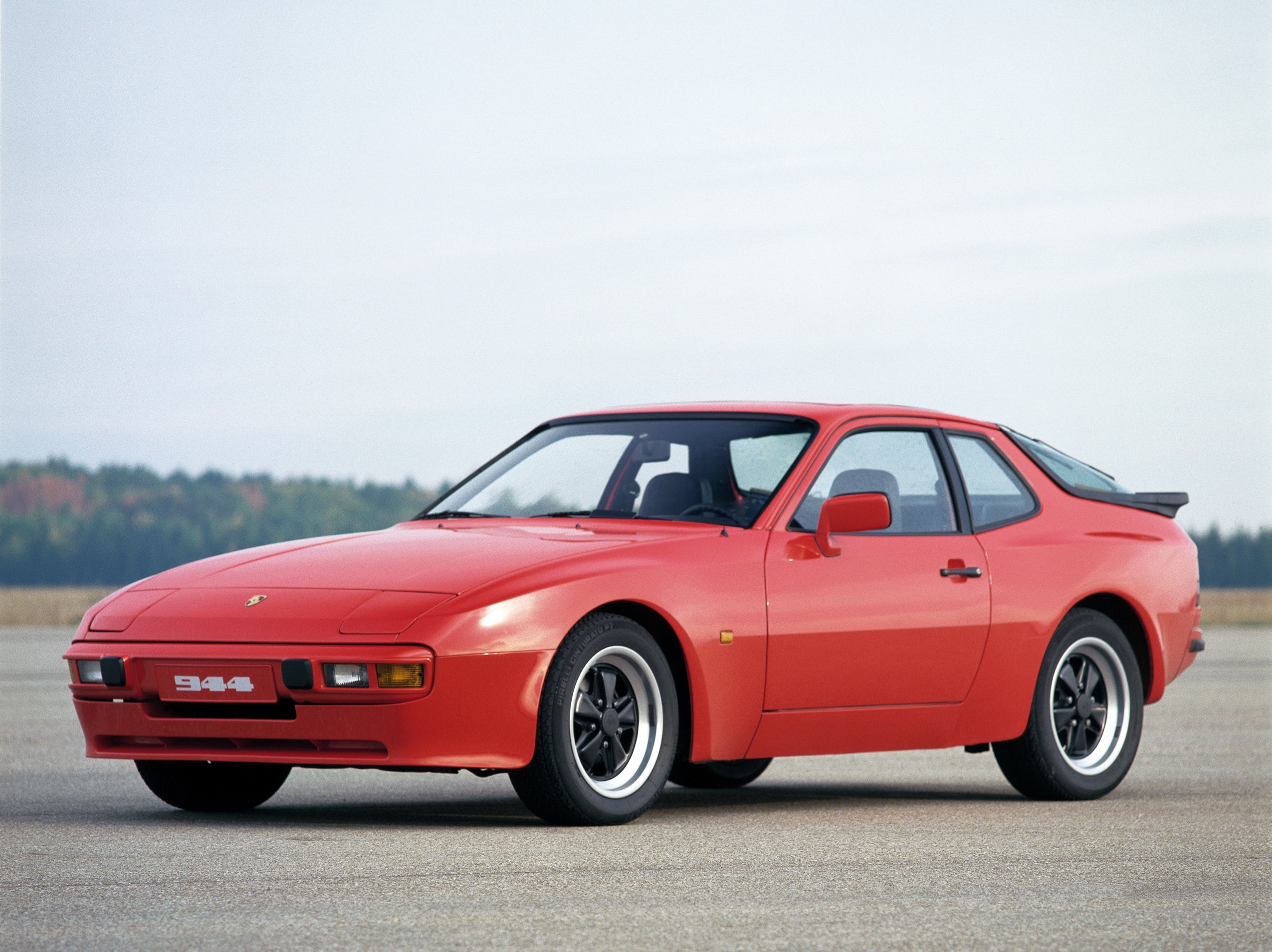 Porsche 944 photo 18