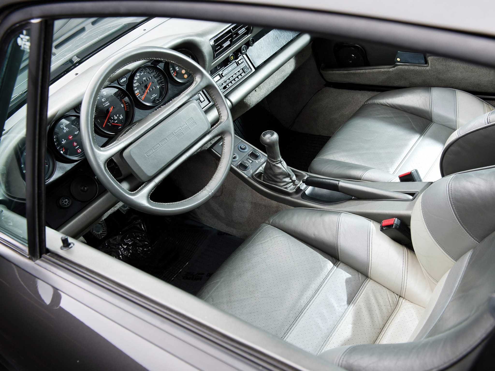 Porsche 959 photo 29