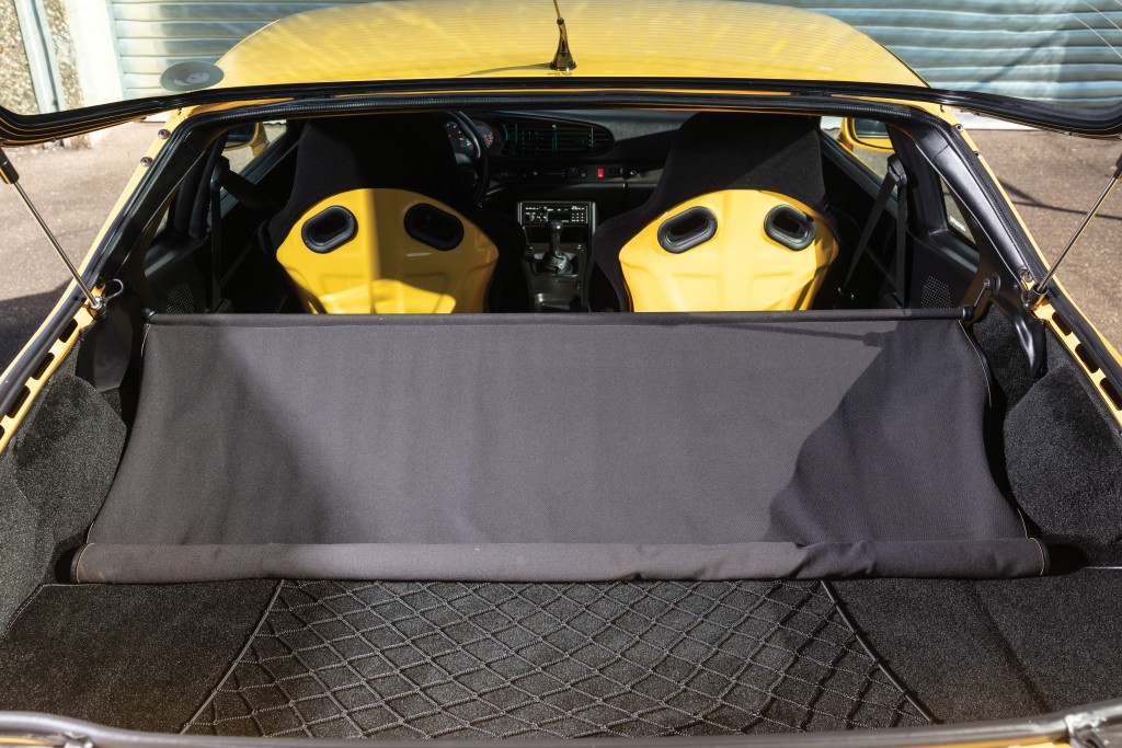 Porsche 968 photo 42