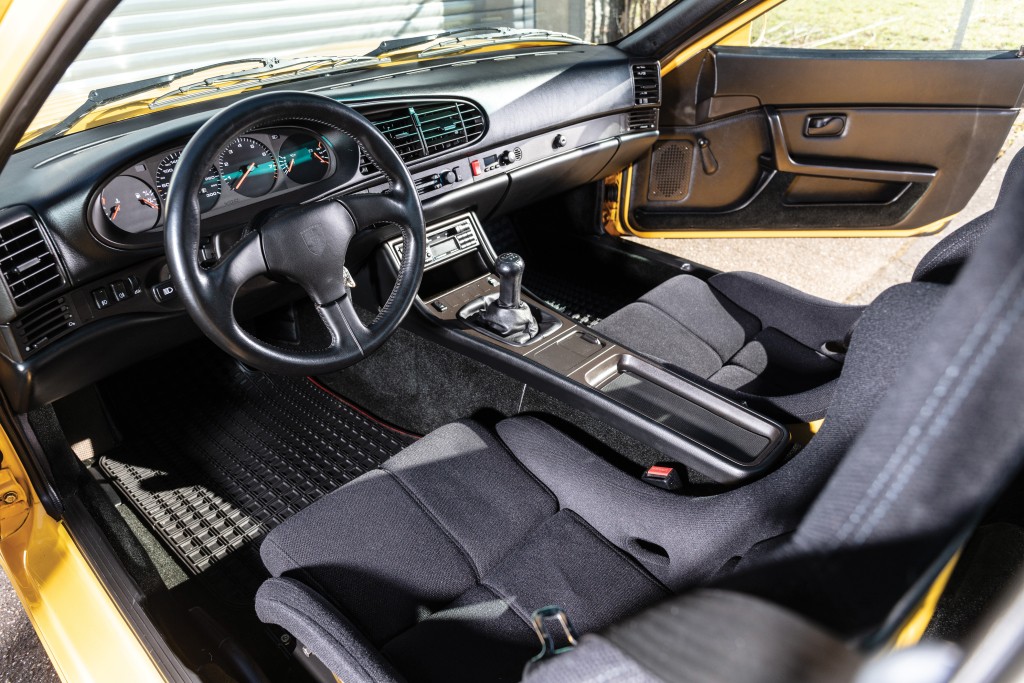 Porsche 968 photo 46