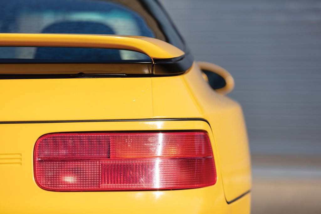 Porsche 968 photo 25